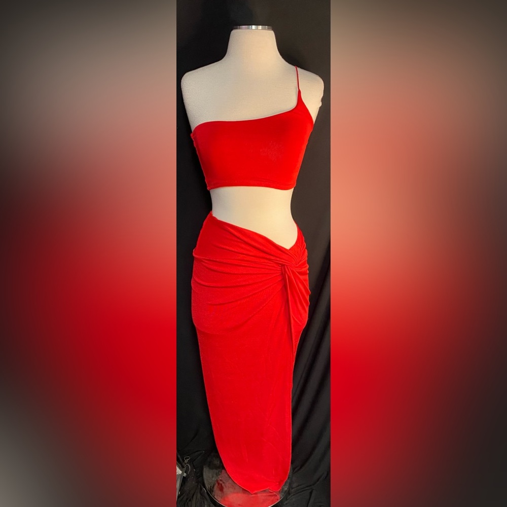Women’s Red Midi Tank Top and Skirt Set